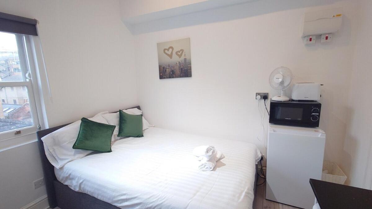 Comfort Camden Studio Apartments لندن الغرفة الصورة